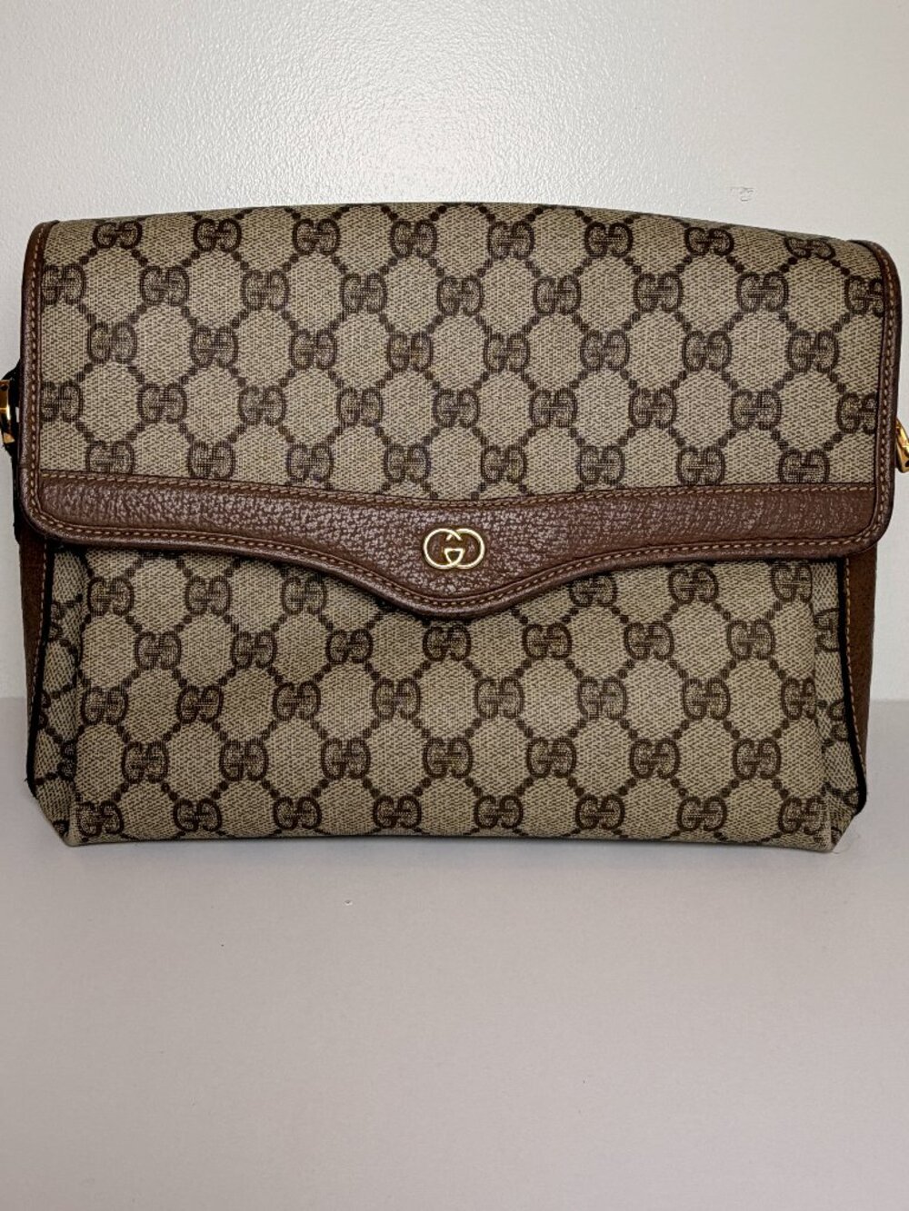 Gucci GG Supreme Monogram Crossbody Bag Brown Canvas Leather Flap Vintage Style - Picture 1 of 13